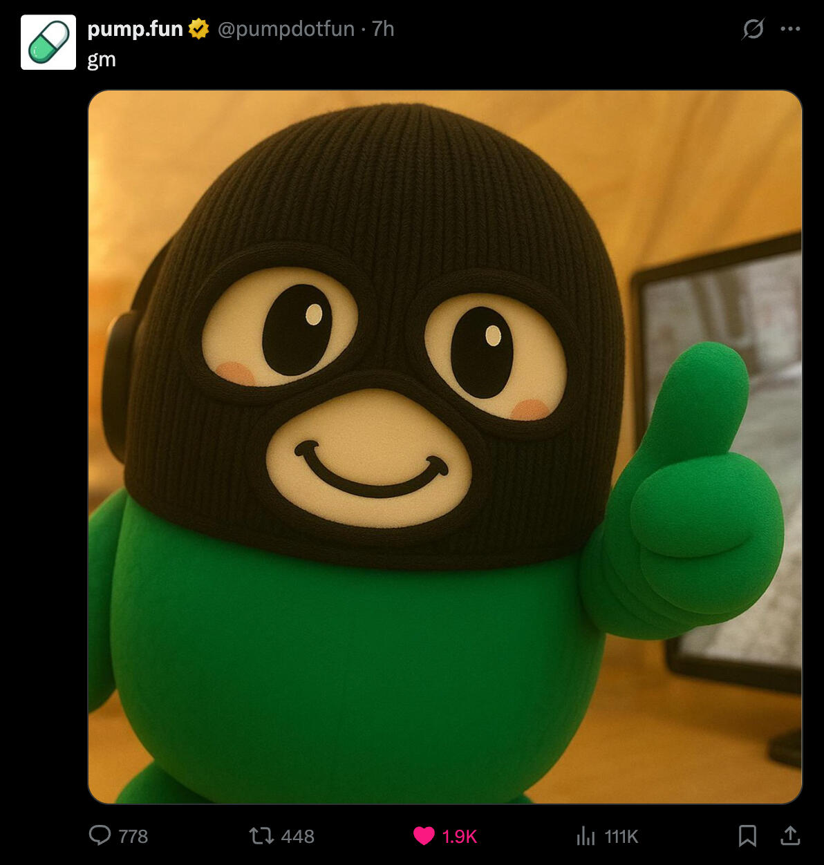 Cat mascot with thumbs up